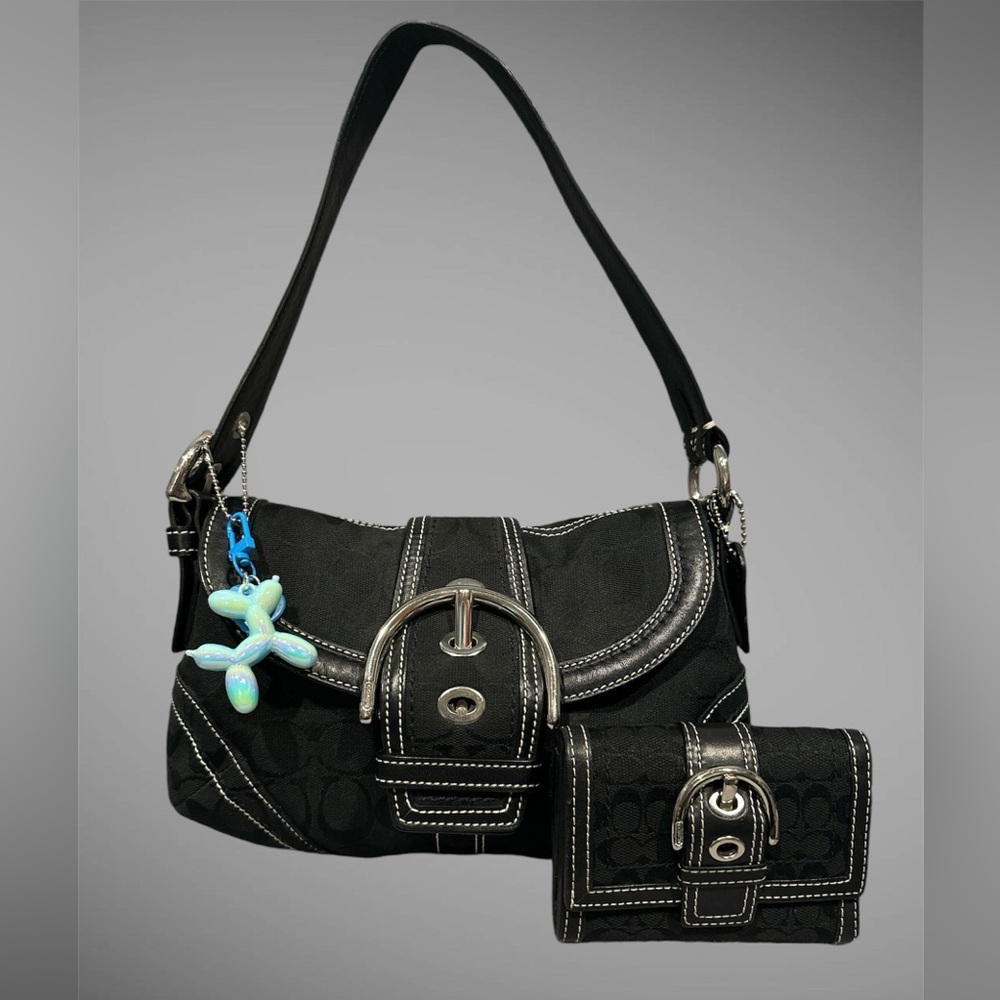 COACH vintage soho Black  Monogram Shoulder Bag with wallet
